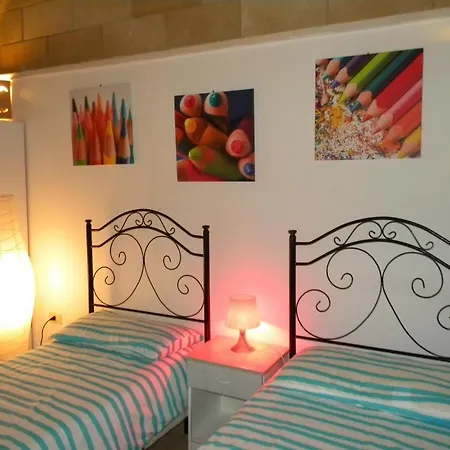 La Piazzetta 2*